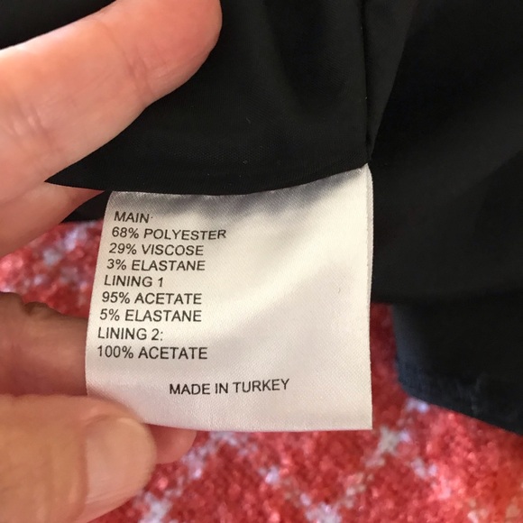 Karen Millen Size 6 Black Skirt w/silver details EUC - Picture 6 of 7